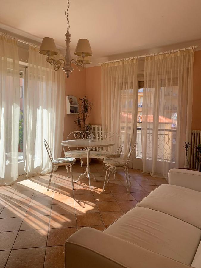 ולקרוסיה Casa Viola Vicino Al Mare By Smart-Home מראה חיצוני תמונה